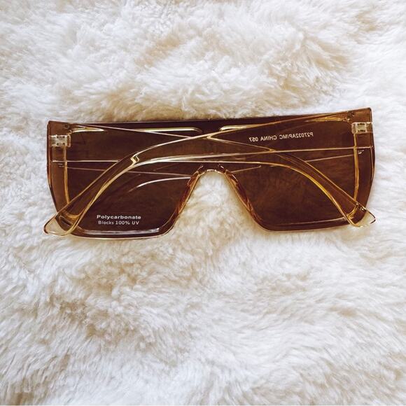 Greta Clear Yellow Oversized Statement Sunglasses - Picture 9 of 9